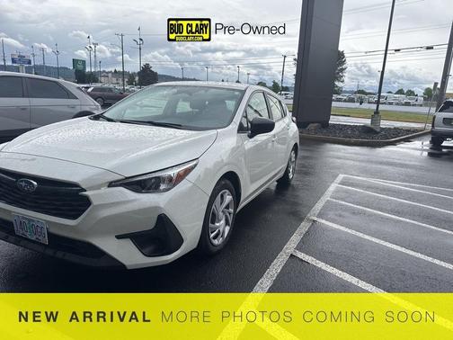 White 2024 Subaru Impreza Base