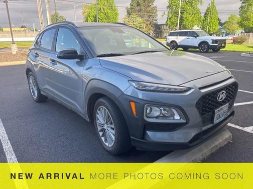 Silver 2020 Hyundai KONA SEL