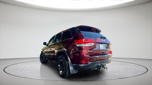 Red 2017 Jeep Grand Cherokee Laredo