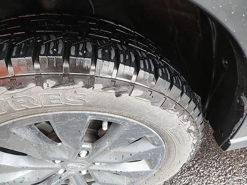 Crystal Black Silica 2023 Subaru Outback Onyx Edition XT