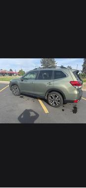 Jasper Green Metallic 2020 Subaru Forester Limited