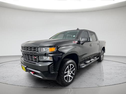 Black 2019 Chevrolet Silverado 1500 Custom Trail Boss