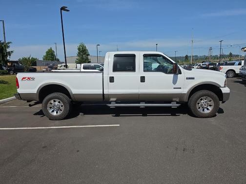 White 2006 Ford F-350