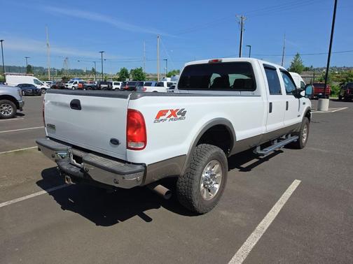 White 2006 Ford F-350