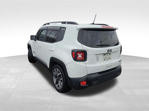 White 2018 Jeep Renegade Latitude