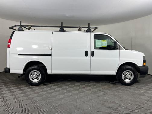 White 2019 Chevrolet Express 3500 Work Van