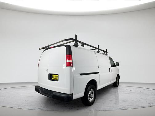 White 2019 Chevrolet Express 3500 Work Van