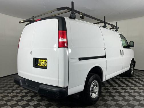 White 2019 Chevrolet Express 3500 Work Van