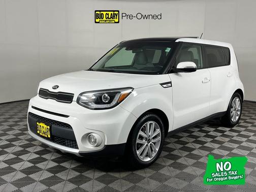 White 2018 Kia Soul +