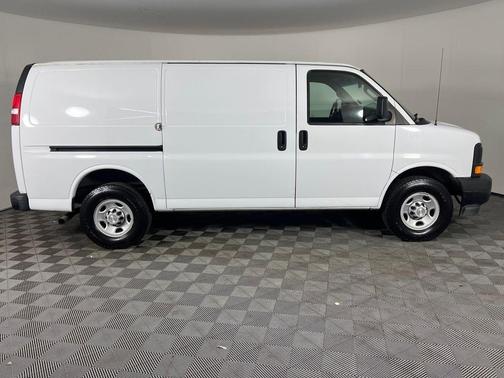 2017 Chevrolet Express 3500 Work Van