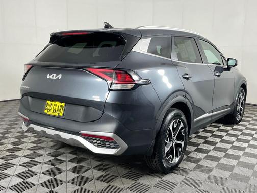 Gray 2023 Kia Sportage Hybrid EX
