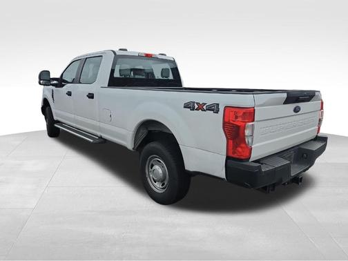 White 2022 Ford F-250 XL
