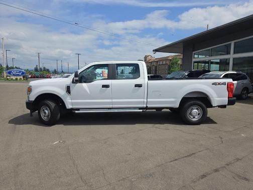 White 2022 Ford F-250 XL