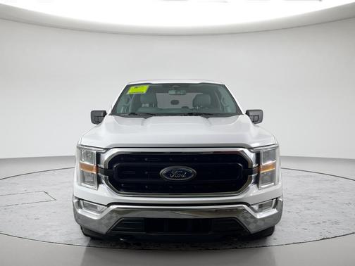 White 2021 Ford F-150 XLT