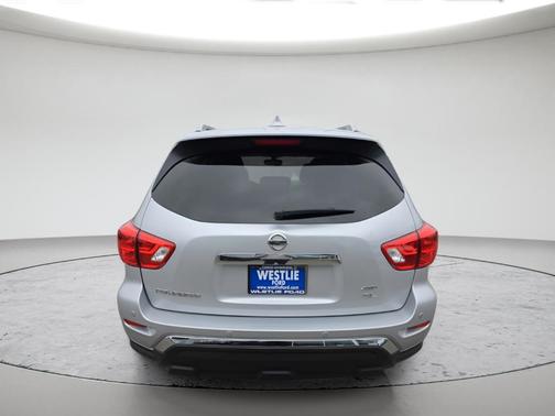 Silver 2020 Nissan Pathfinder SL