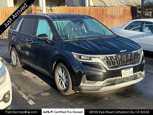 2024 Kia Carnival LX