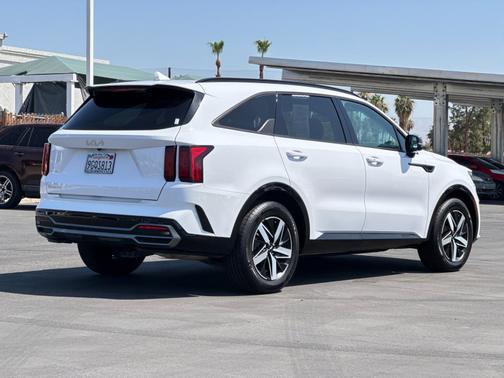 2023 Kia Sorento S