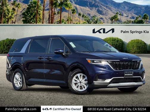 2023 Kia Carnival LX