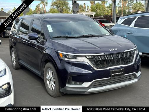 2023 Kia Carnival LX