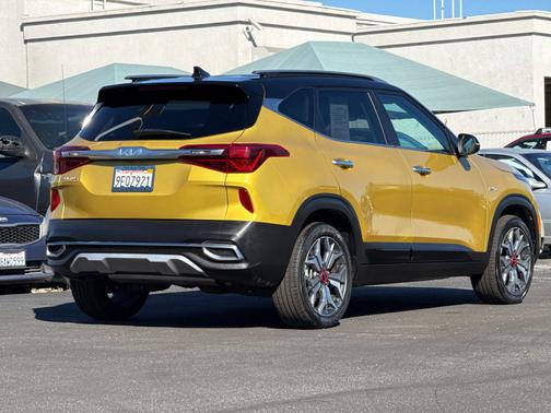 2023 Kia Seltos SX
