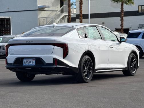 2025 Kia K4 GT-Line Turbo