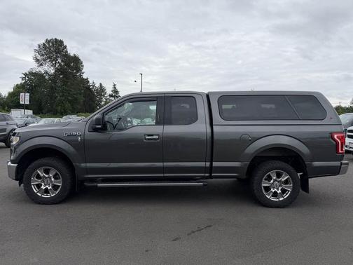Magnetic Metallic 2016 Ford F-150 XLT