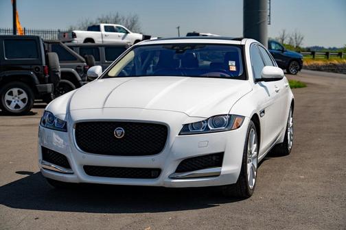 2018 Jaguar XF 25t Prestige