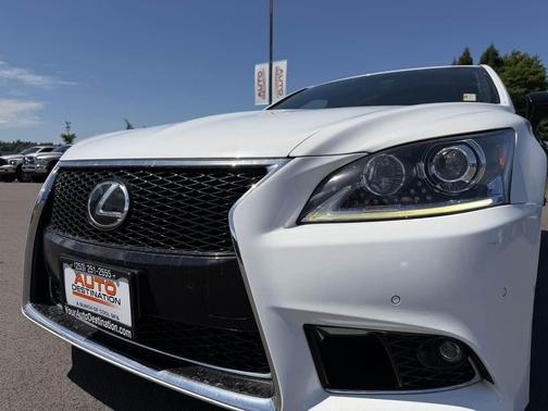 Ultra White 2015 Lexus LS 460 Crafted Line