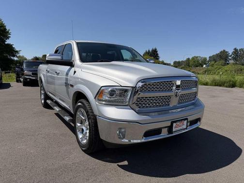 Bright Silver Metallic 2017 RAM 1500 Laramie