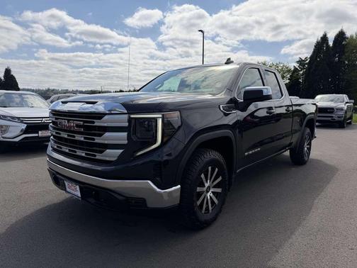 Titanium Rush Metallic 2023 GMC Sierra 1500 SLE