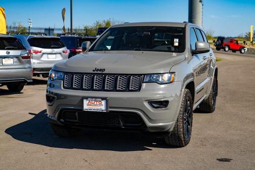 2021 Jeep Grand Cherokee Laredo
