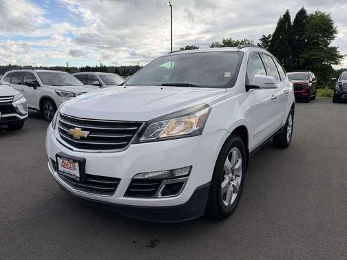 Summit White 2016 Chevrolet Traverse LTZ