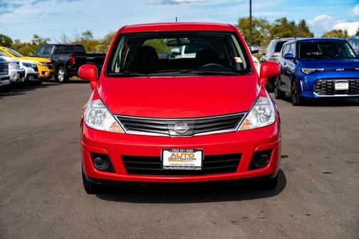 2010 Nissan Versa 1.8 S