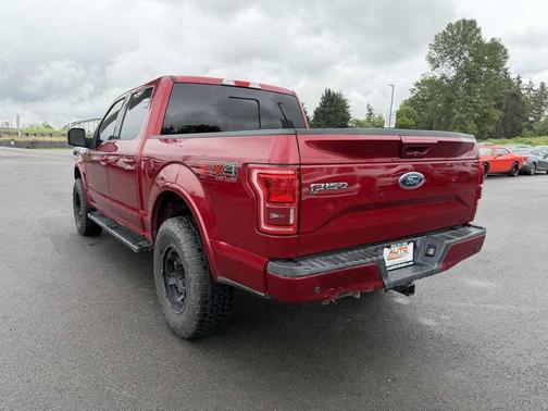 Ruby Red Metallic Tinted Clearcoat 2017 Ford F-150 Lariat