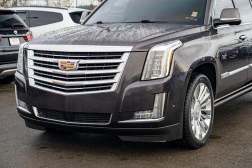 2017 Cadillac Escalade ESV Platinum