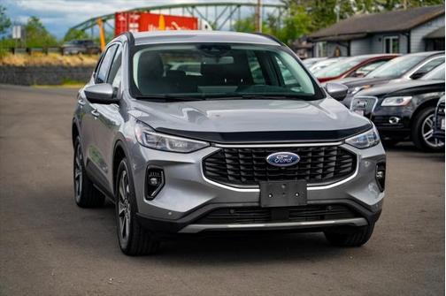 2023 Ford Escape Platinum