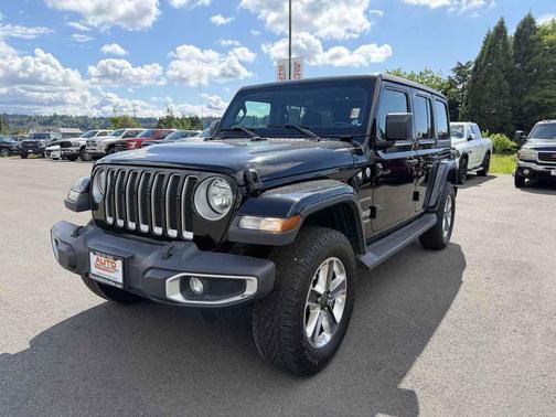 Black Clearcoat 2020 Jeep Wrangler Unlimited Sahara