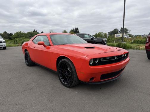 Go Mango 2016 Dodge Challenger SXT