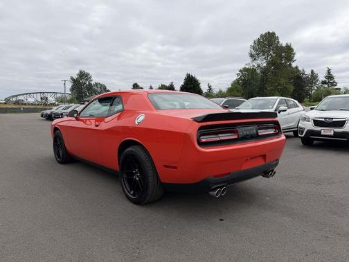 Go Mango 2016 Dodge Challenger SXT