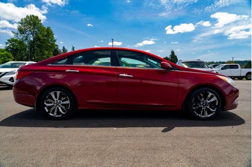 2011 Hyundai SONATA SE