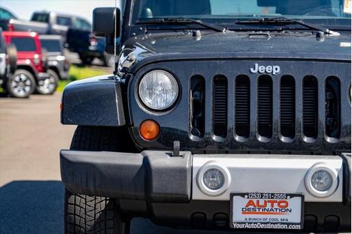 2012 Jeep Wrangler Unlimited Sahara