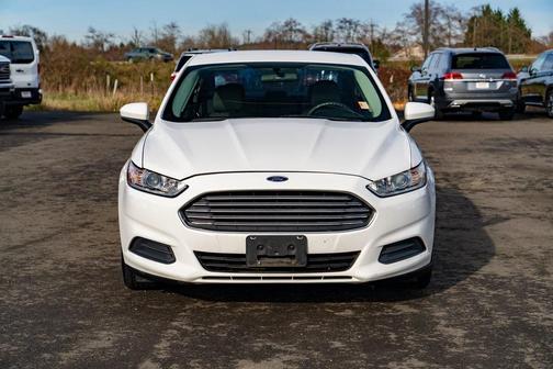 2016 Ford Fusion S