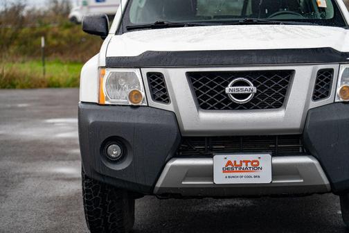Glacier 2015 Nissan Xterra X