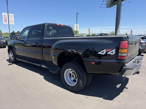 Onyx Black 2005 GMC Sierra 3500 SLT Crew Cab
