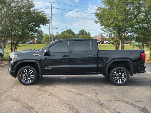 Onyx Black 2021 GMC Sierra 1500 AT4