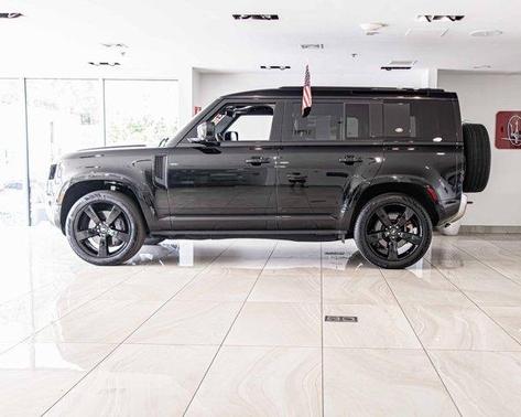 2023 Land Rover Defender 110 SE
