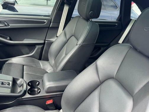 2023 Porsche Macan GTS