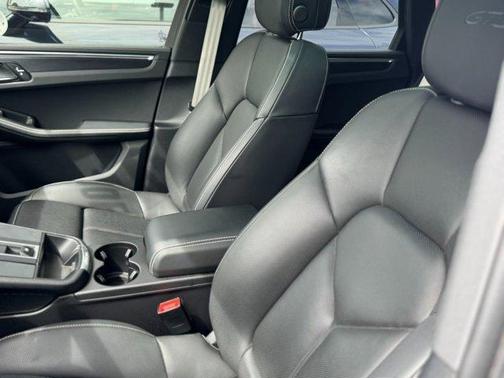 2023 Porsche Macan GTS