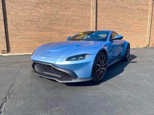 2020 Aston Martin Vantage Base