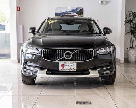 2018 Volvo V90 Cross Country T6